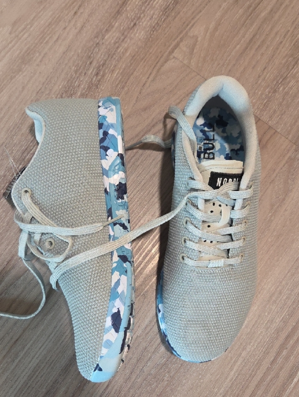 New NOBULL Light Gray Knit Trainer Sneakers - Picture 2 of 4